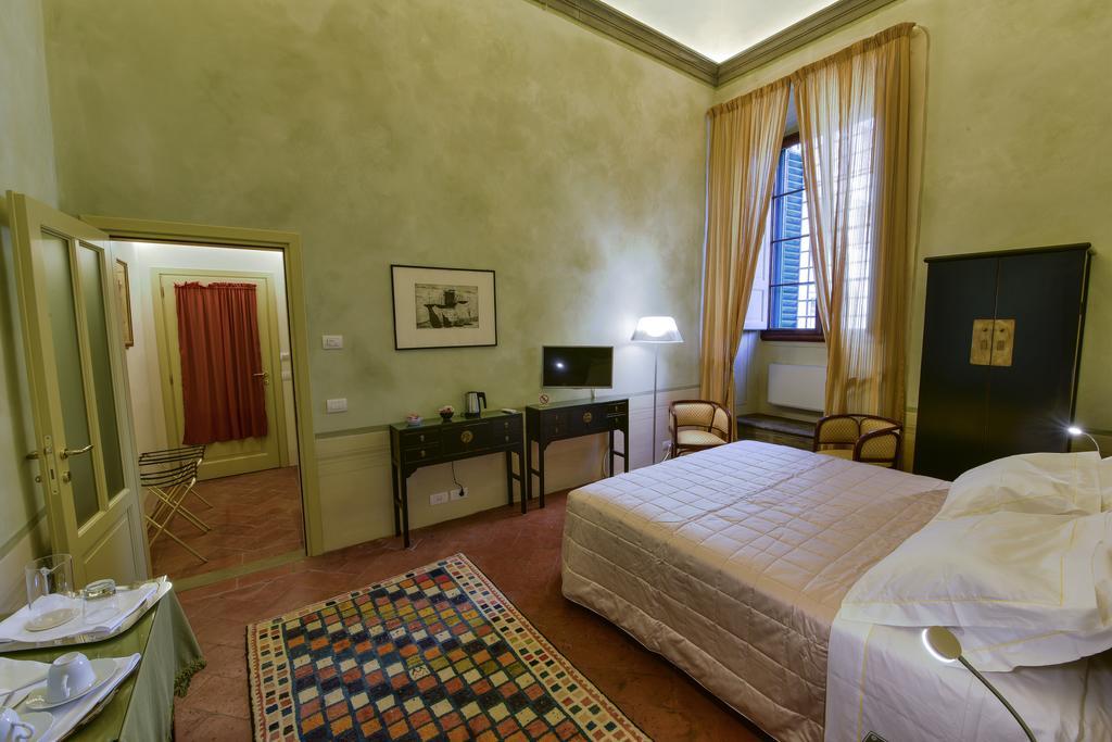 Bed and Breakfast Torre Dei Lari Residenza D'Epoca Флоренция Номер фото