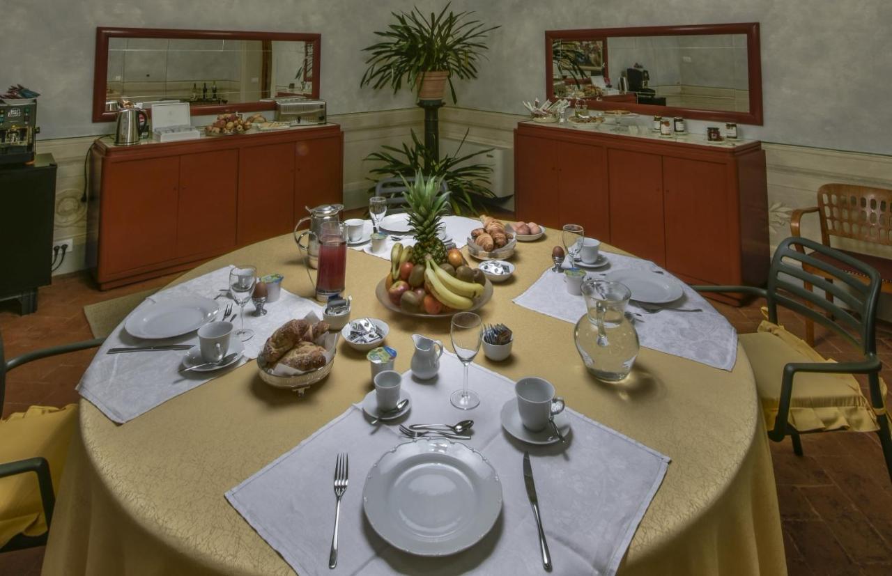Bed and Breakfast Torre Dei Lari Residenza D'Epoca Флоренция Экстерьер фото